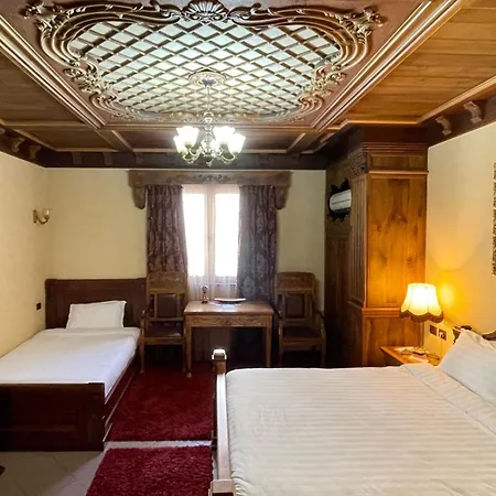 Hotel Brilant Antik Center 4*