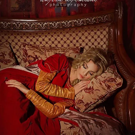 Ξενοδοχείο Brilant Antik Center