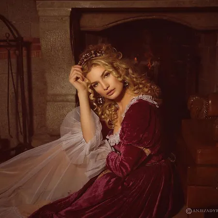 Ξενοδοχείο Brilant Antik Center 4*