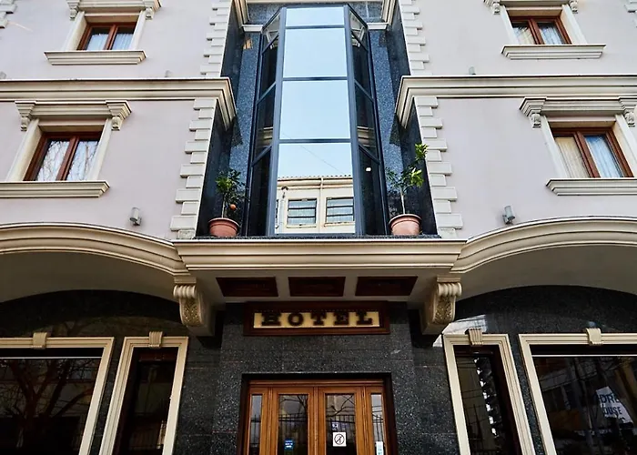 Hotel Brilant Antik Center Tirana