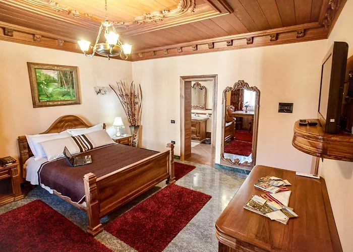 Brilant Antik Center