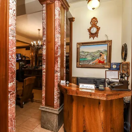 Brilant Antik Center Hotel Tirana