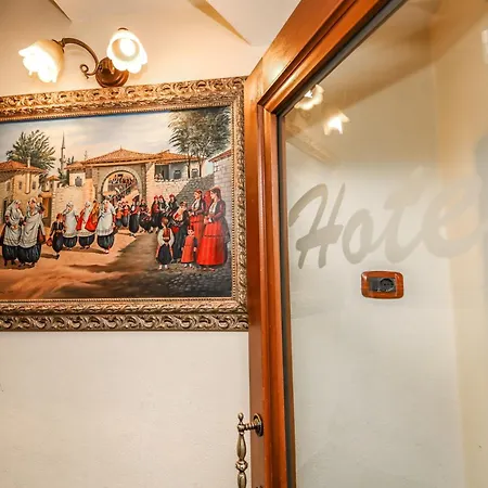 Brilant Antik Center