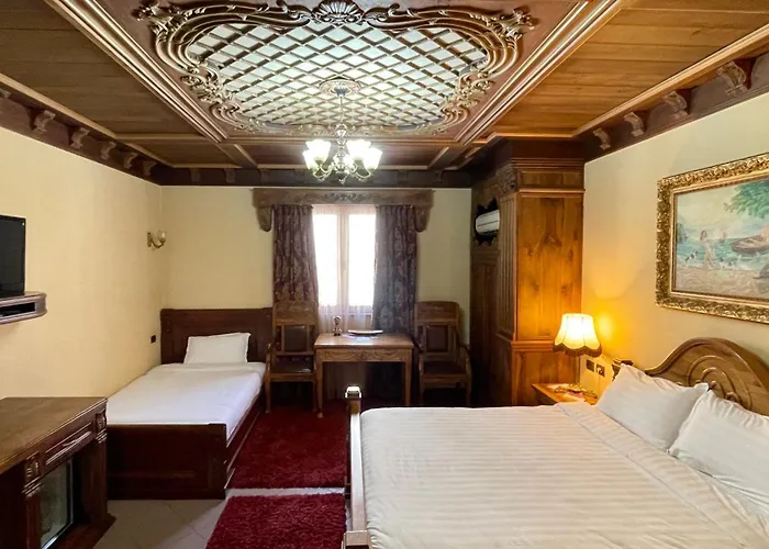 Hotel Brilant Antik Center 4*