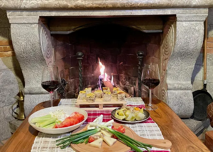 מלון Brilant Antik Center טיראנה